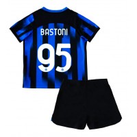 Inter Milan Alessandro Bastoni #95 Koti Peliasu Lasten 2023-24 Lyhythihainen (+ Lyhyet housut)